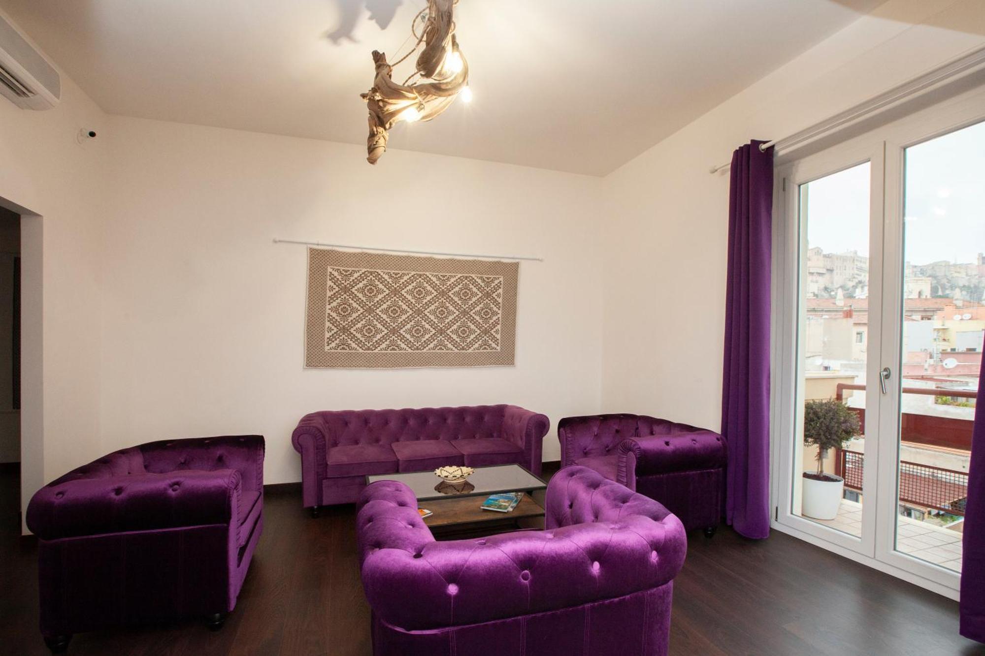 Myrtus Guest House Piazza Gramsci Каляри Екстериор снимка